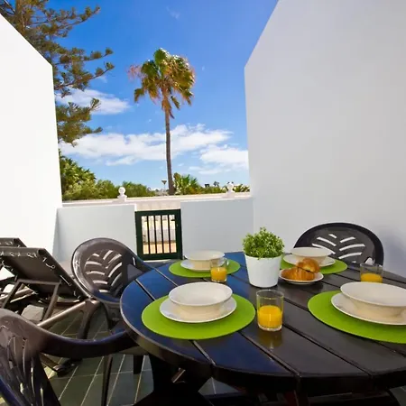 Apartment Club Valena 3, Modern Apartment, Wifi, Close To Amenities, At Matagorda Puerto del Carmen (Lanzarote)